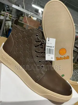 Timberland Logos High Top Lace Up Boots