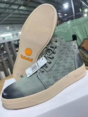 Timberland Logos High Top Lace Up Boots