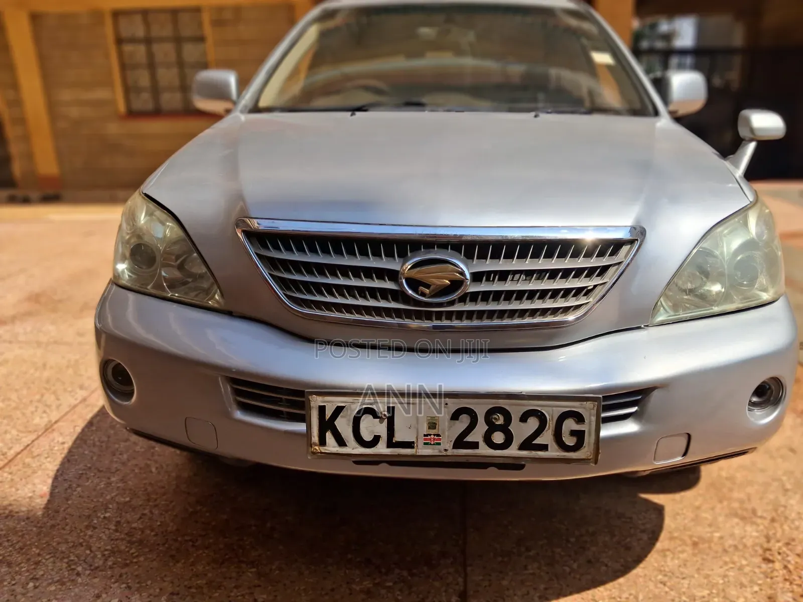 Toyota Harrier 3.3 Hybrid 4WD 2011 Silver