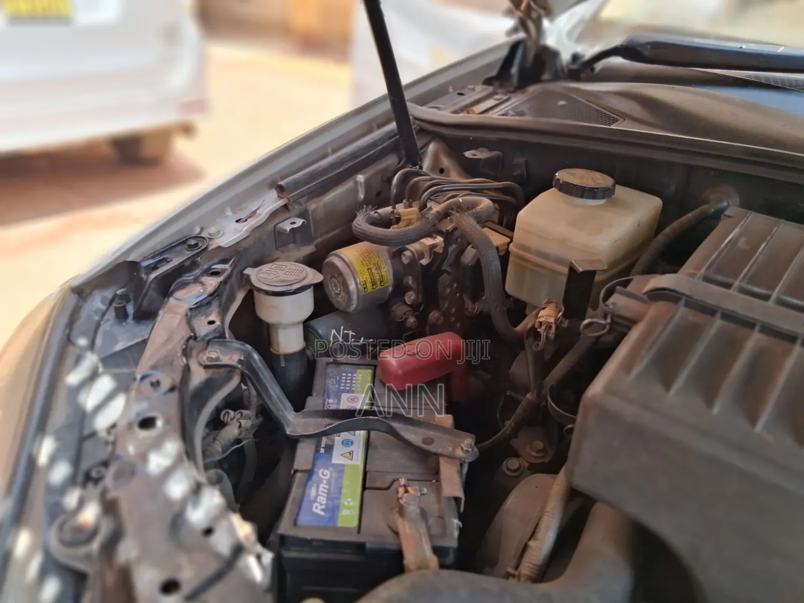 Toyota Harrier 3.3 Hybrid 4WD 2011 Silver