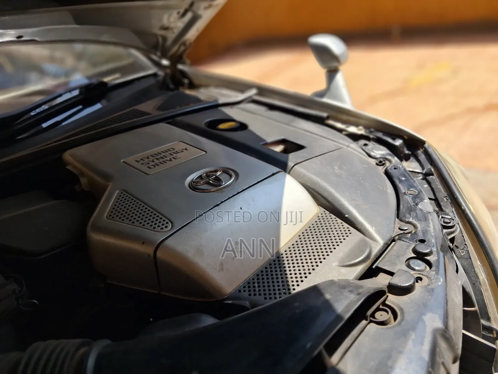 Toyota Harrier 3.3 Hybrid 4WD 2011 Silver