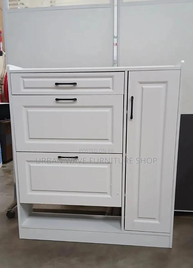 Chest Cabinet - main view