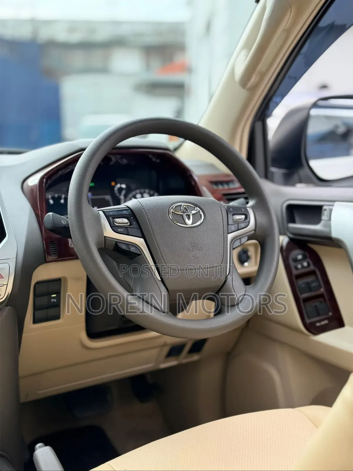 Toyota Land Cruiser Prado 2019 Off white