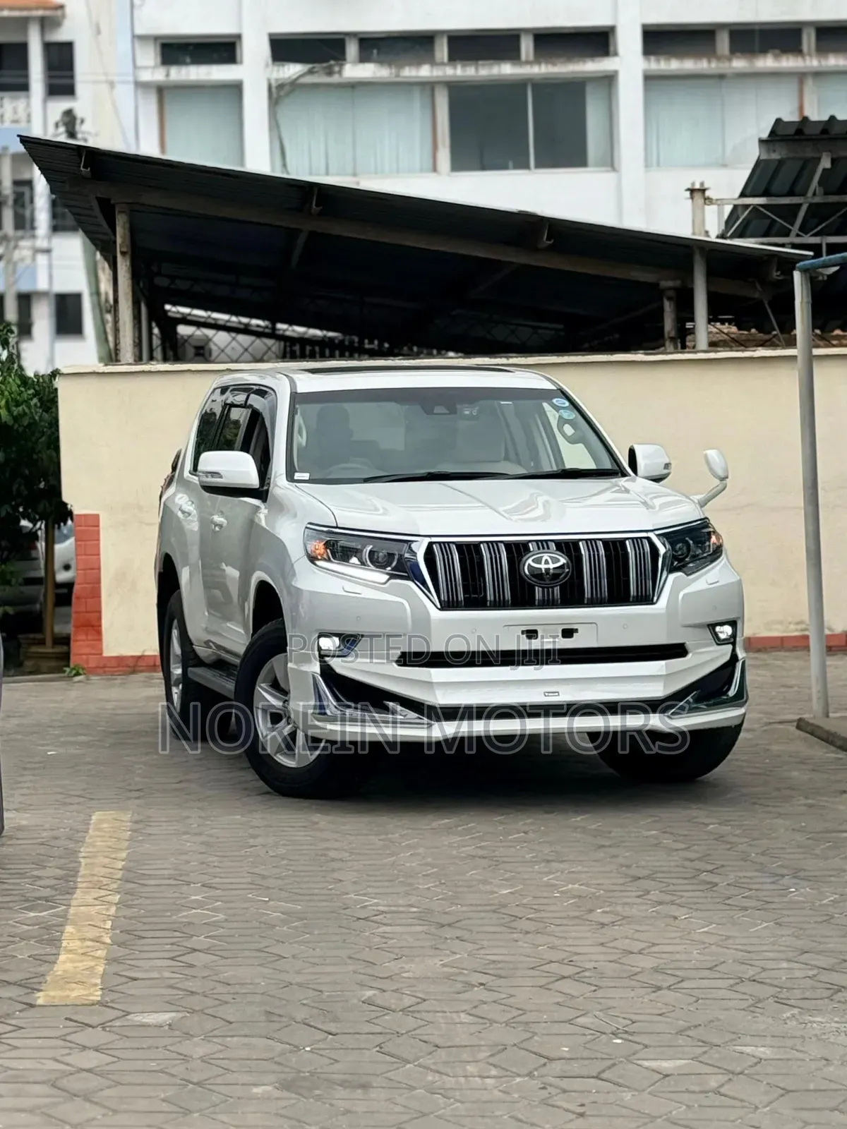 Toyota Land Cruiser Prado 2019 Off white