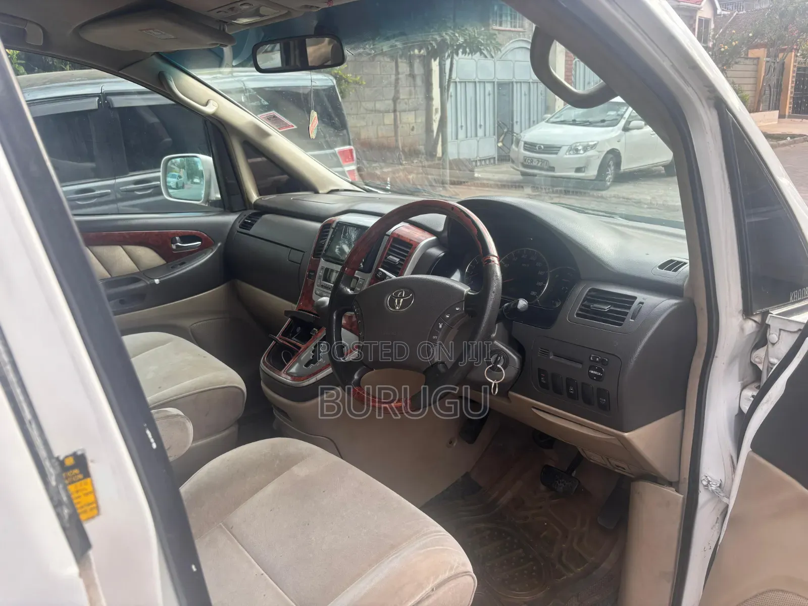 Toyota Alphard 2007 White