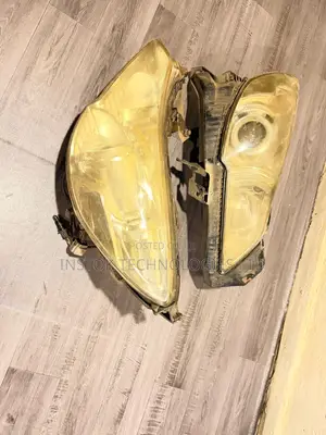 Subaru Outback BR9 2011 Front Headlights Good Working Condition