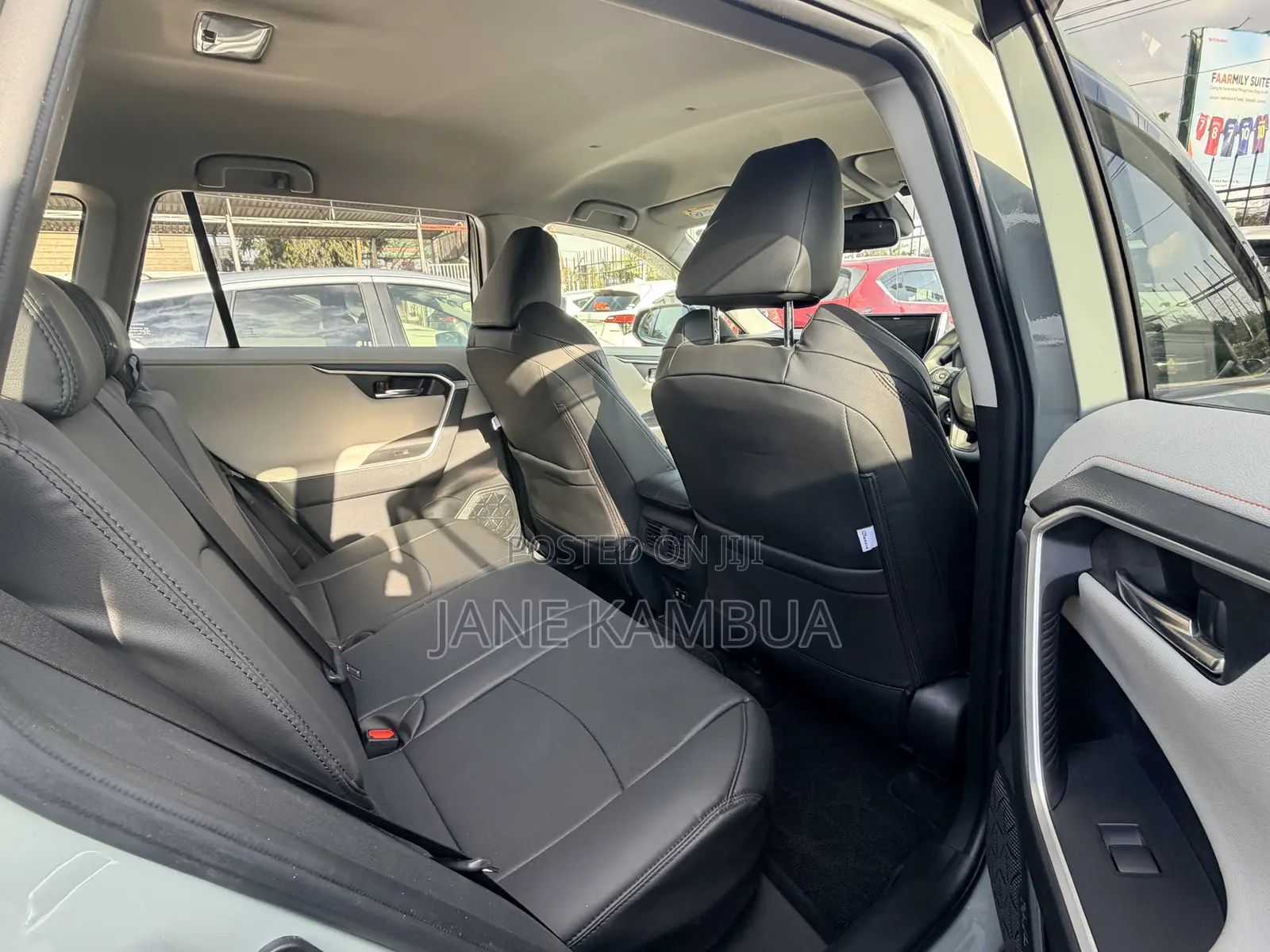 Toyota RAV4 Adventure 2019 Green