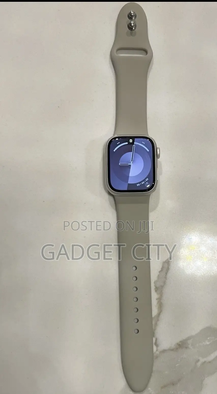 Apple Watch Series 7 GPS Cellular 41mm Aluminum Sport Band -Starlight