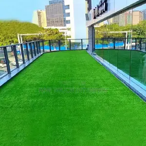 New Artificial Green Grass Carpets