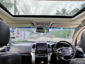 Toyota Land Cruiser 2012 Black