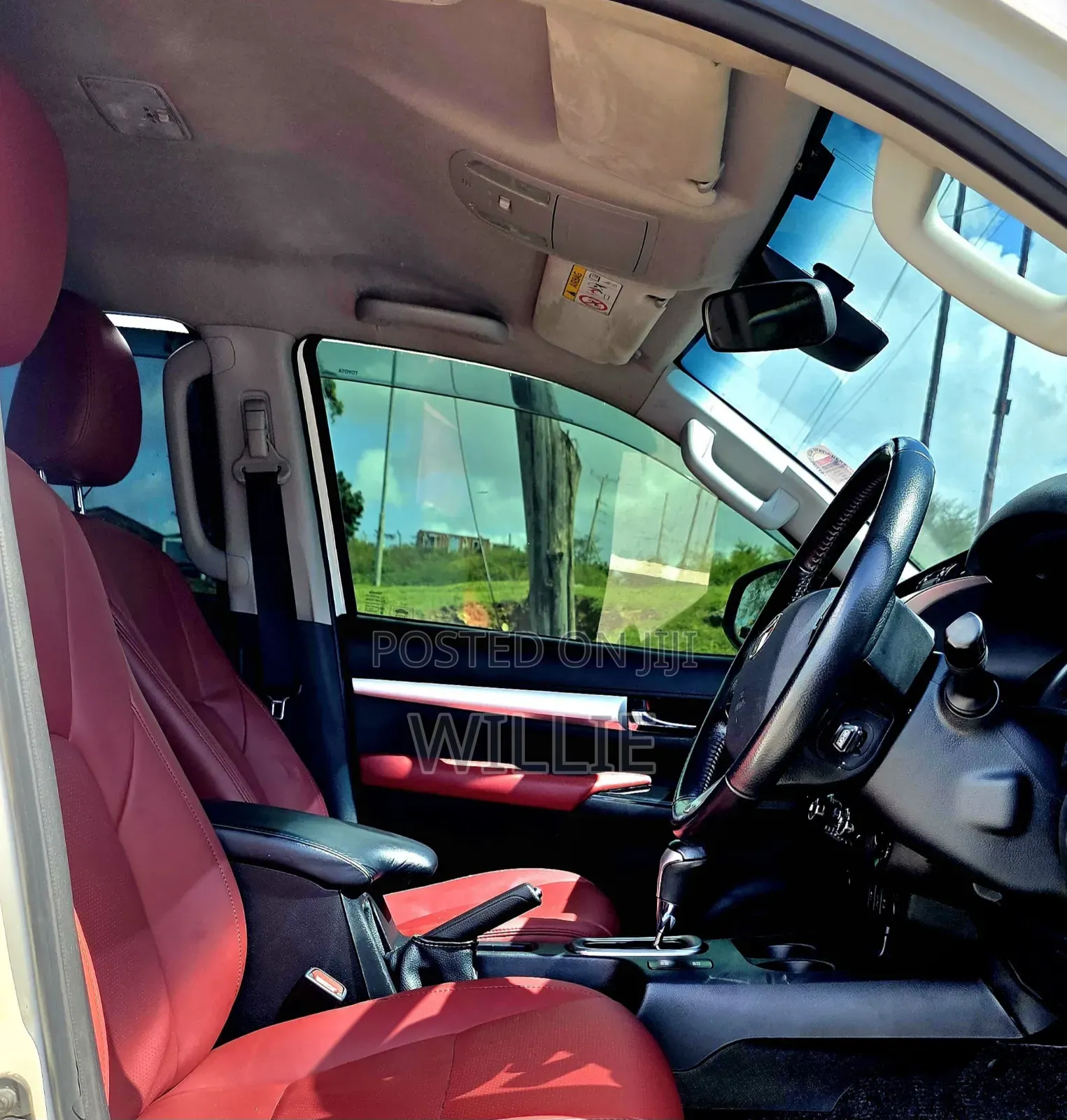 Toyota Hilux 2018 White