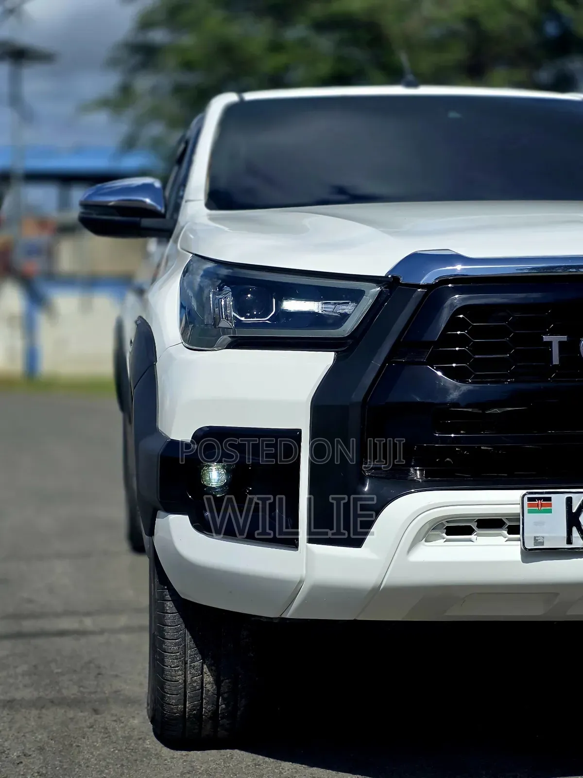 Toyota Hilux 2018 White