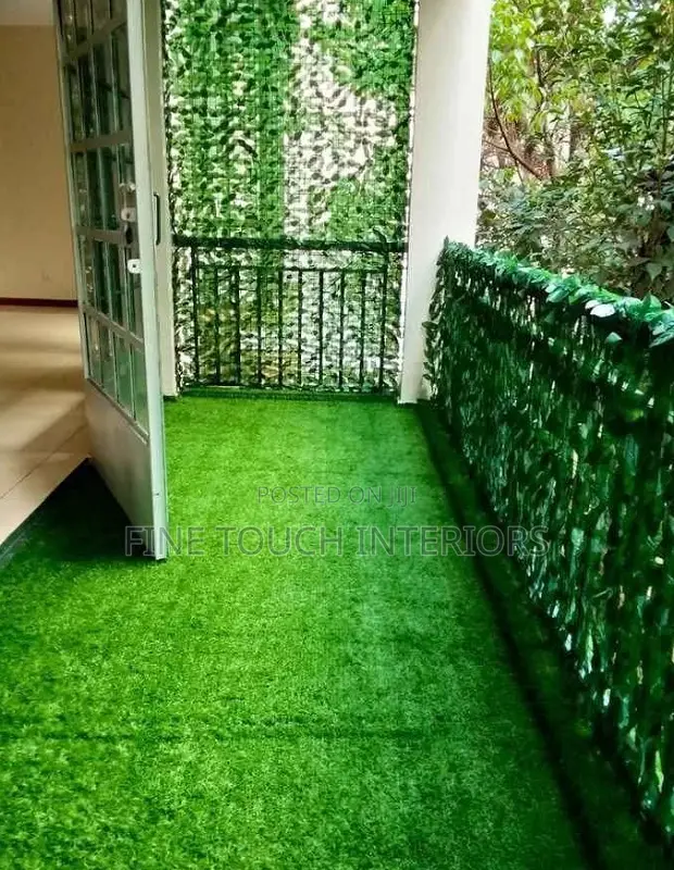 Delux Artificial Green Grass Carpets