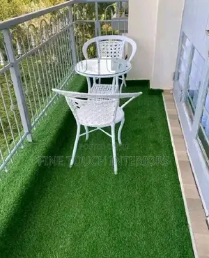 Vibrant Artificial Green Grass Carpets