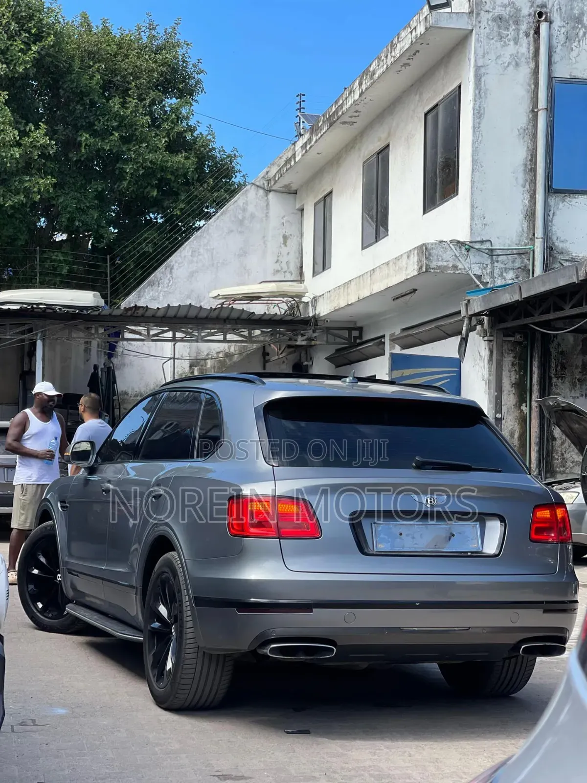 Bentley Bentayga 2017 Silver
