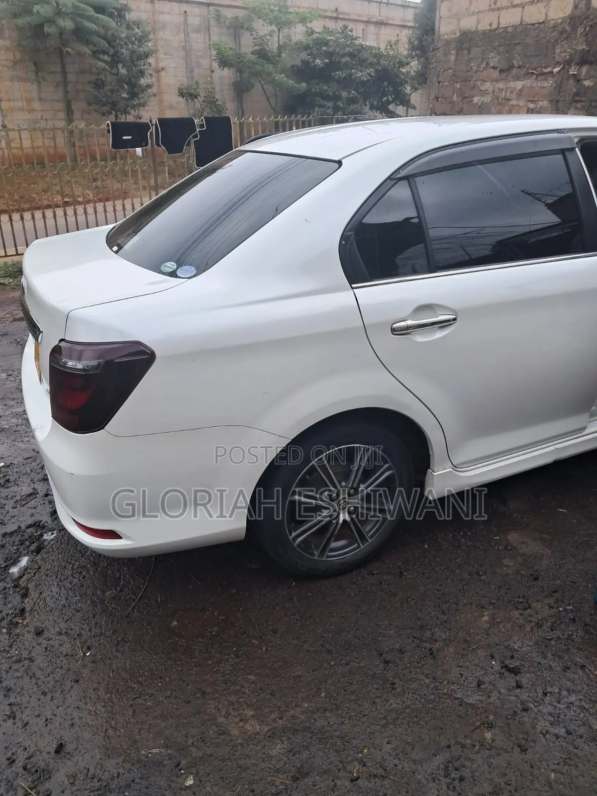 Toyota Axio 1.3 X 2WD 2016 Pearl