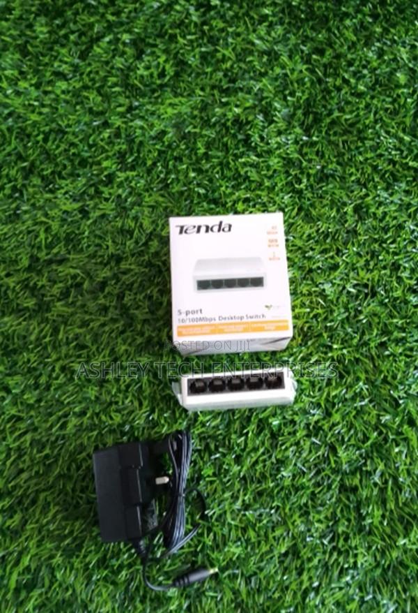 SecureNet Tenda 5-Port LAN Switch - main view