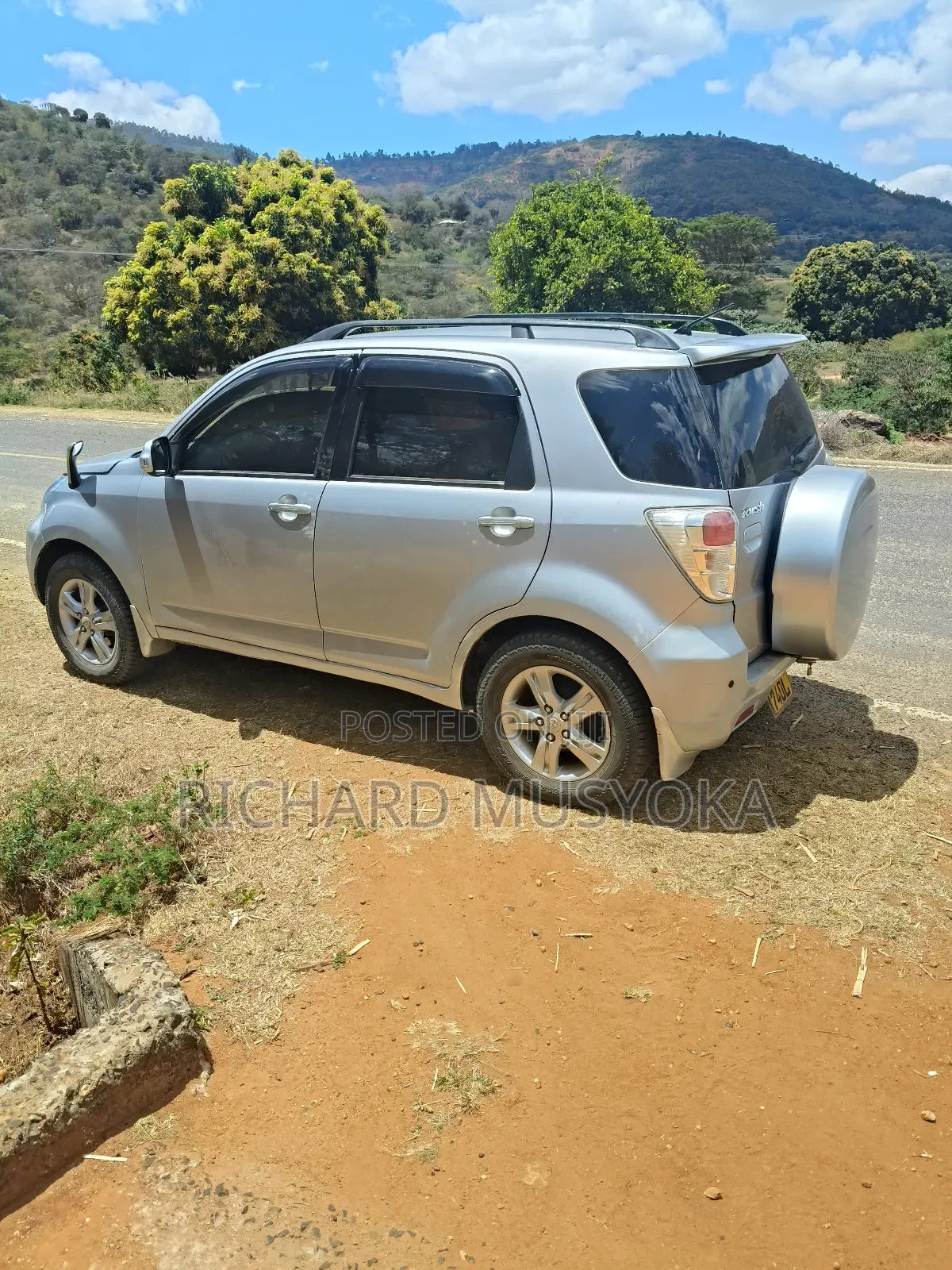 Toyota Rush 2015 Silver