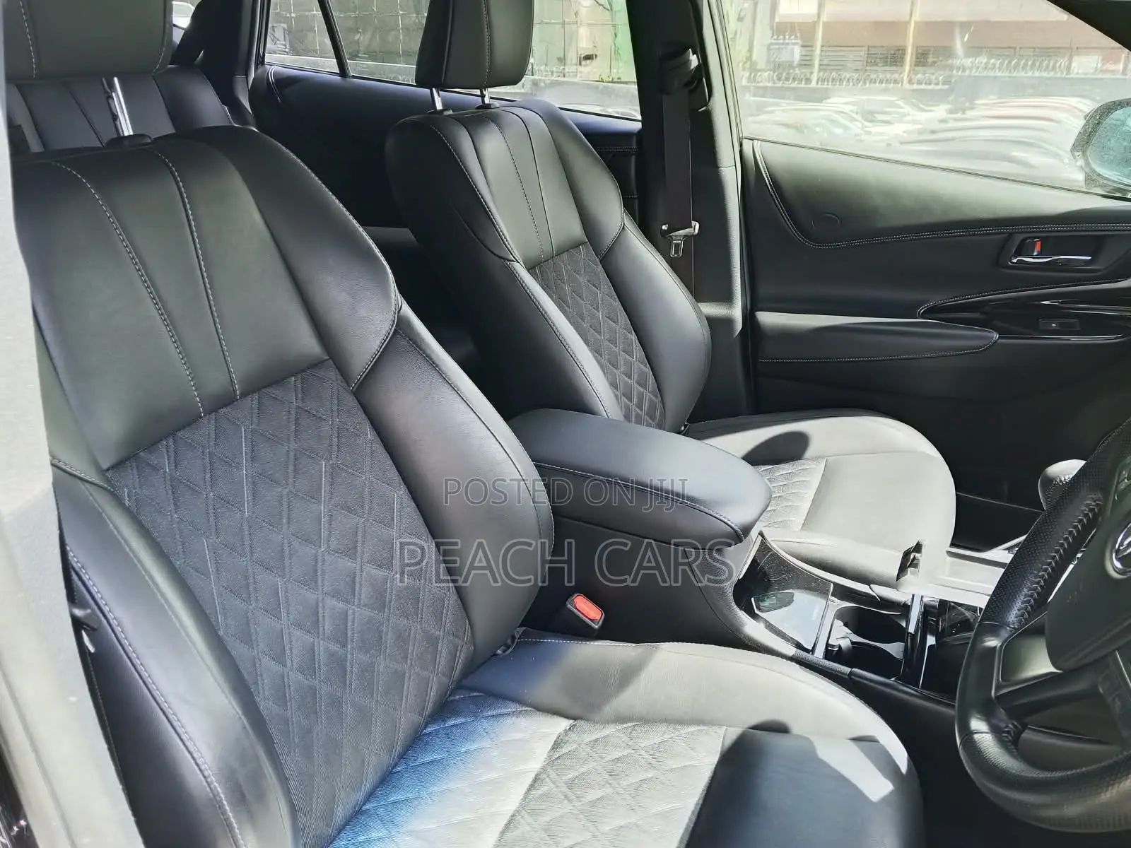Toyota Harrier 2019 Black