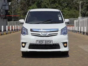 Toyota Noah 2008 White