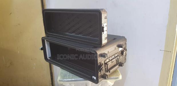 3 Unit Flight Case - thumbnail 2