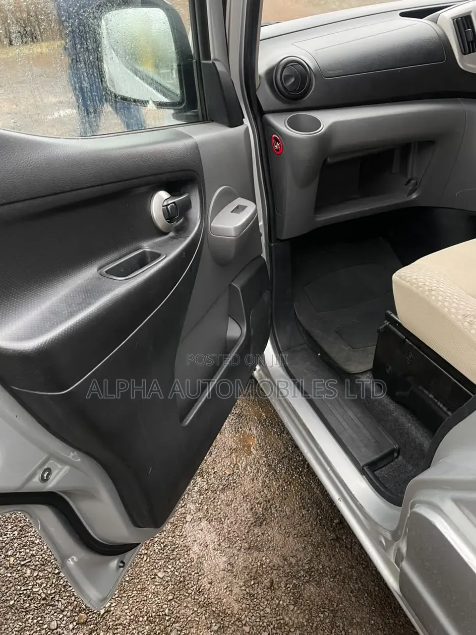 Nissan NV200 2015 Silver