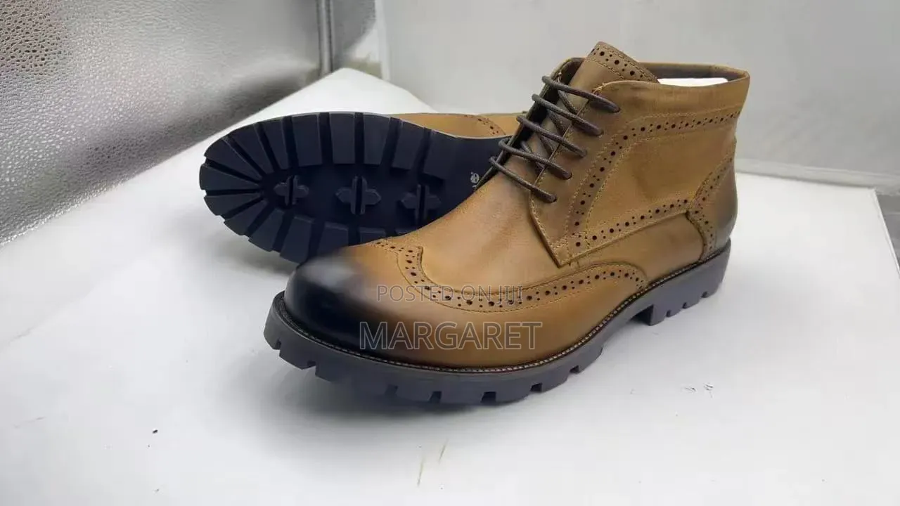 Boots Sneakers