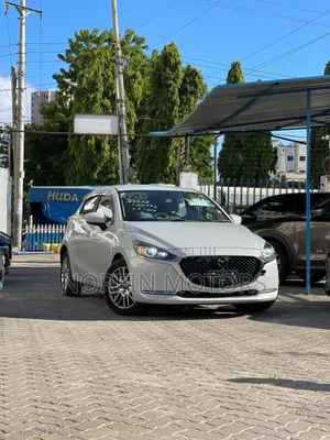 Mazda 2 2020 Silver