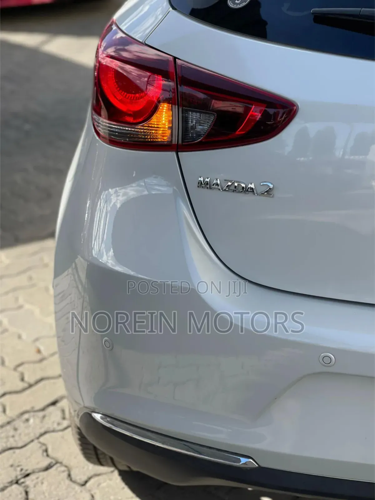 Mazda 2 2020 Silver