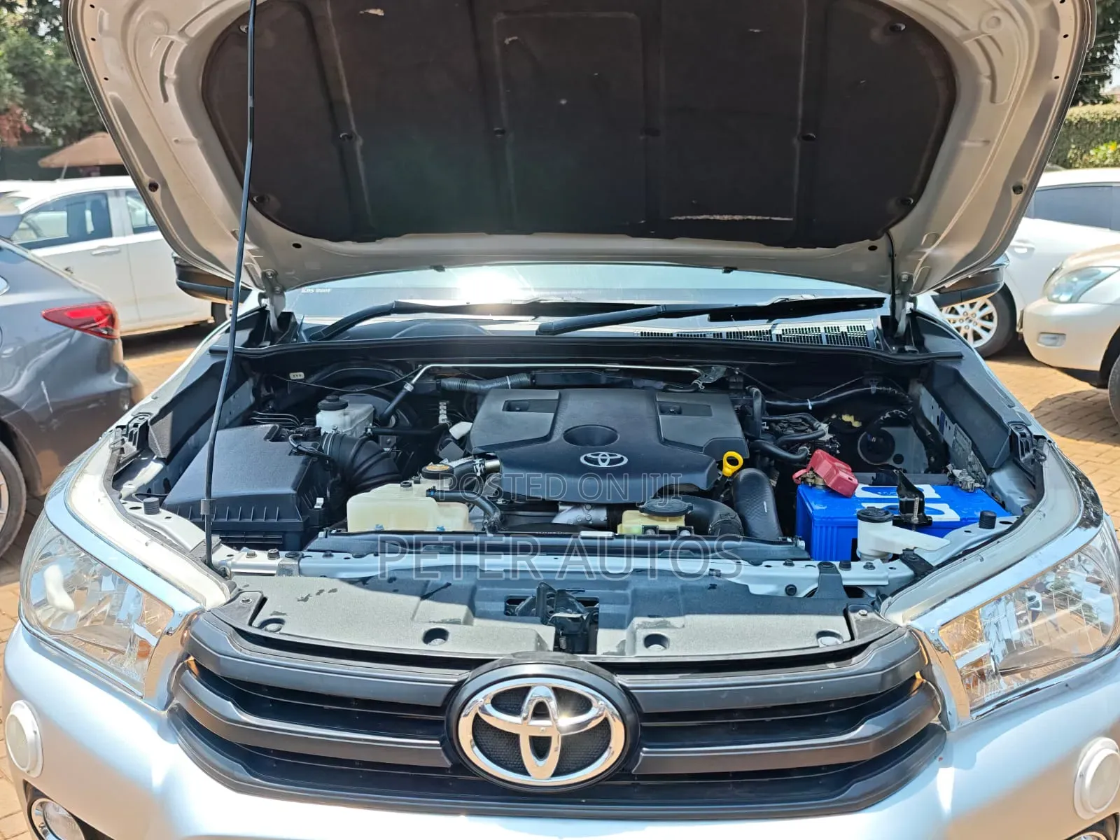 Toyota Hilux Revo Smart Cab Deisel 2.4 AWD 2017 Silver