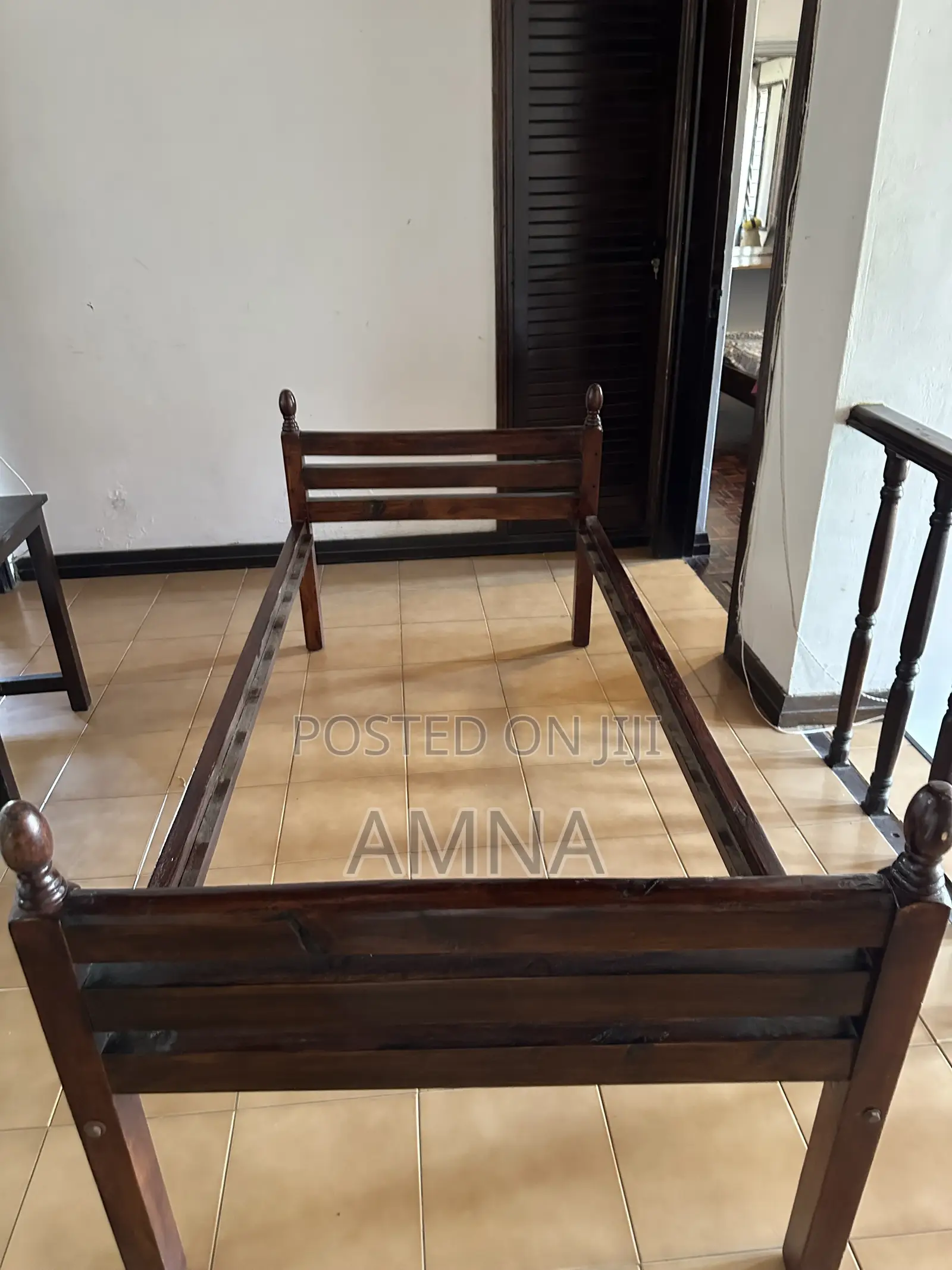 Wooden Single Bed – Strong & Sturdy