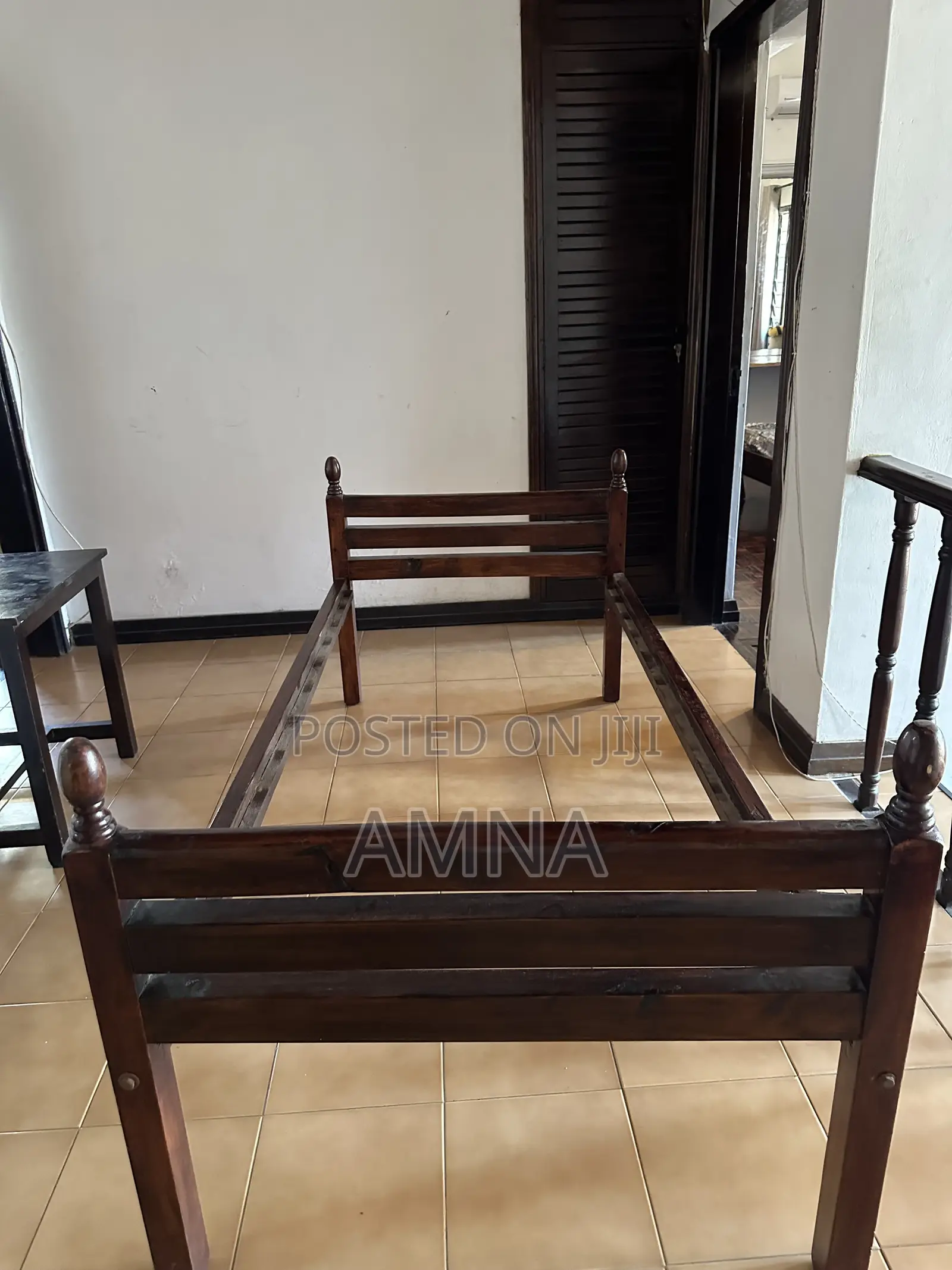 Wooden Single Bed – Strong & Sturdy