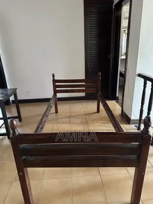 Wooden Single Bed – Strong & Sturdy