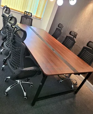 Boards Members Meeting Table