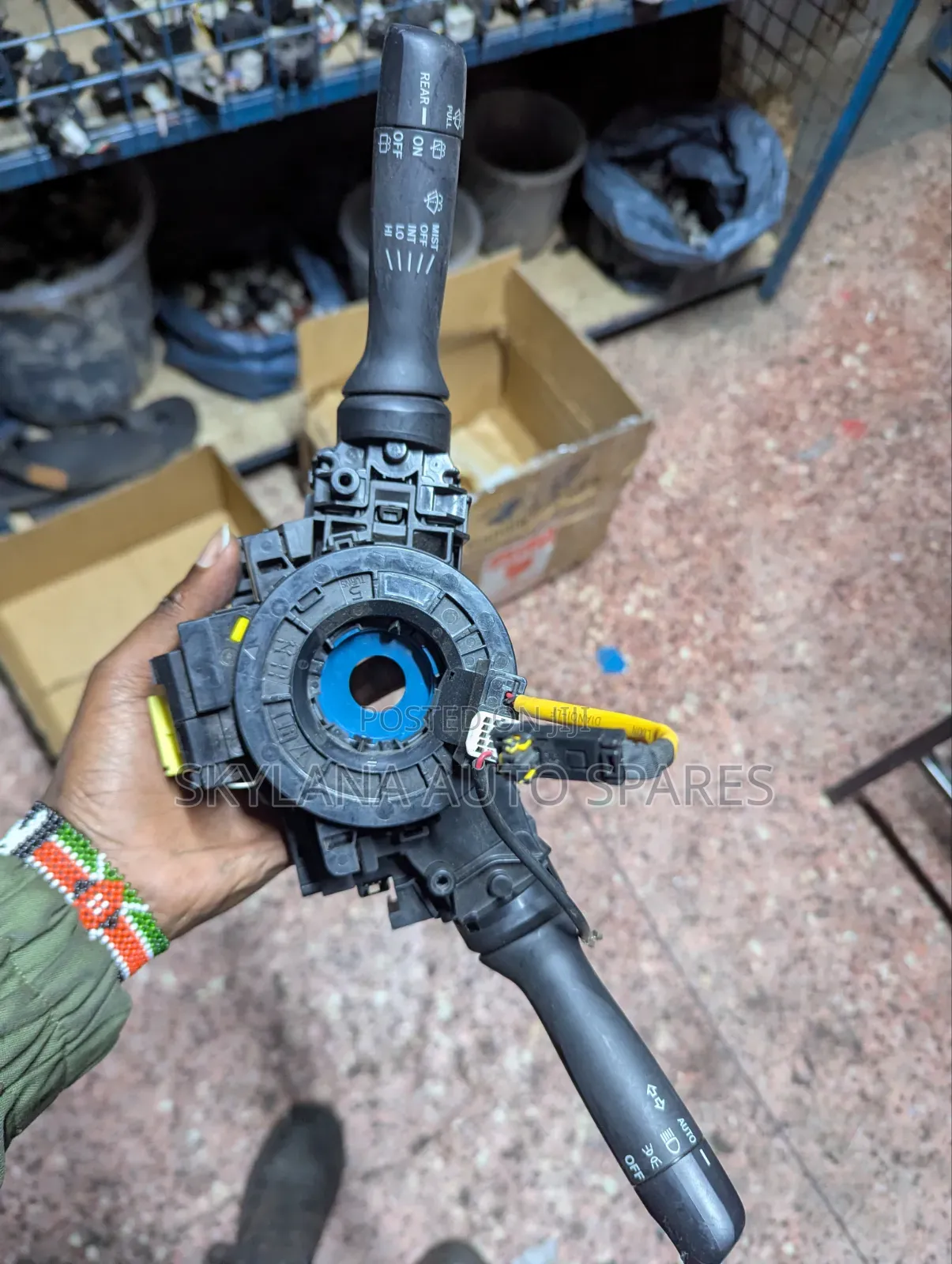 Daihatsu Mira Horn Spiral