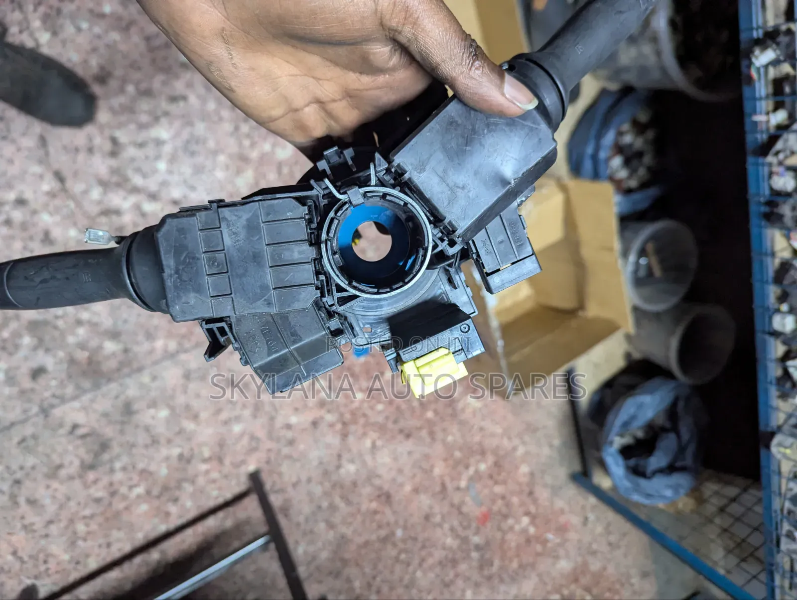 Daihatsu Mira Horn Spiral