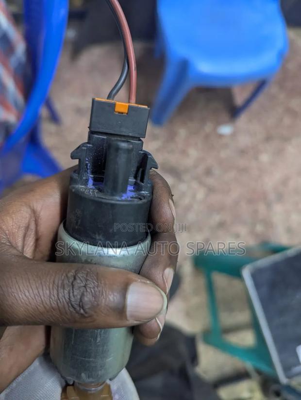 Toyota Harrier Fuel Pump Motor - thumbnail 3