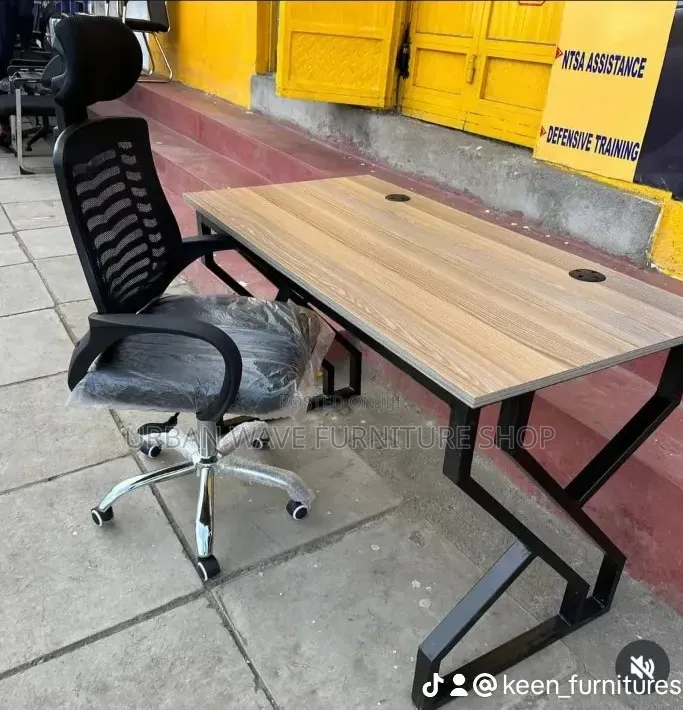 Metallic Study Desk Set