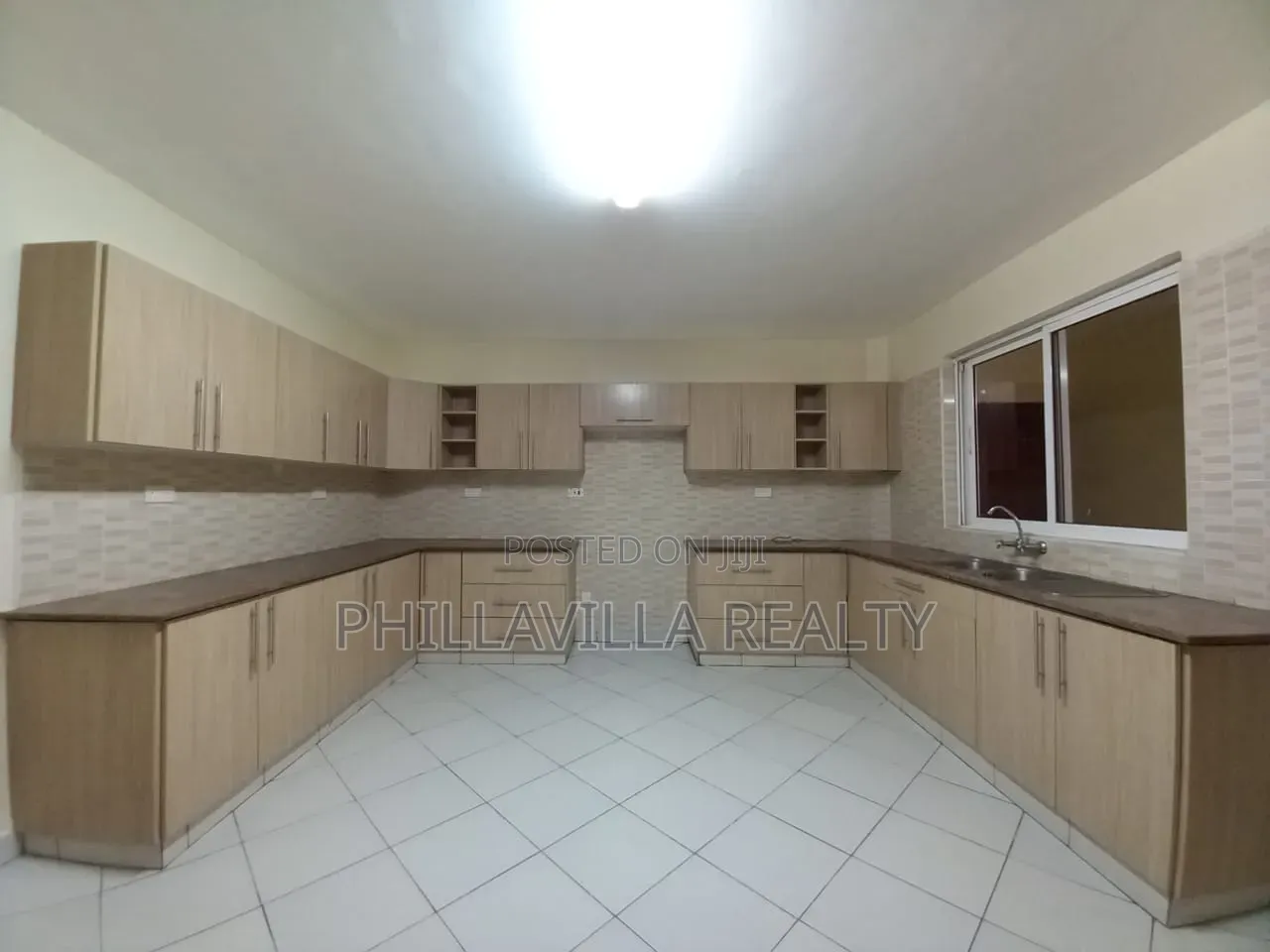 3bdrm Apartment in Raphta Road Area for rent