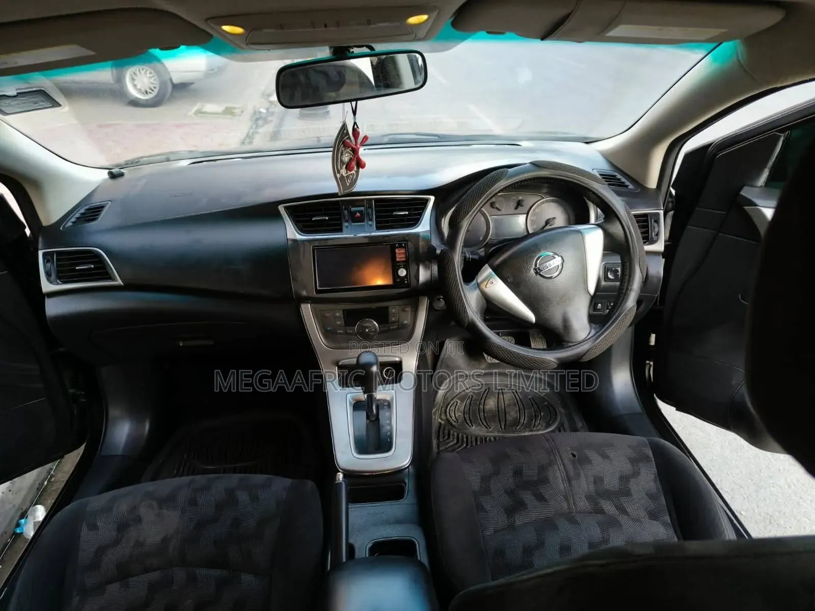 Nissan Sylphy 2013 Blue