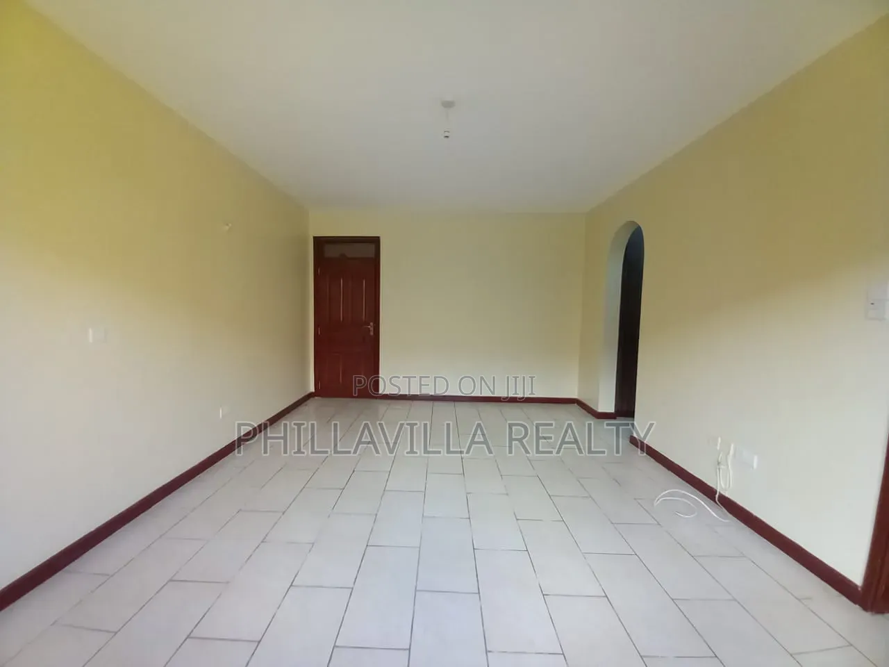 3bdrm Apartment in Raphta Road Area for rent