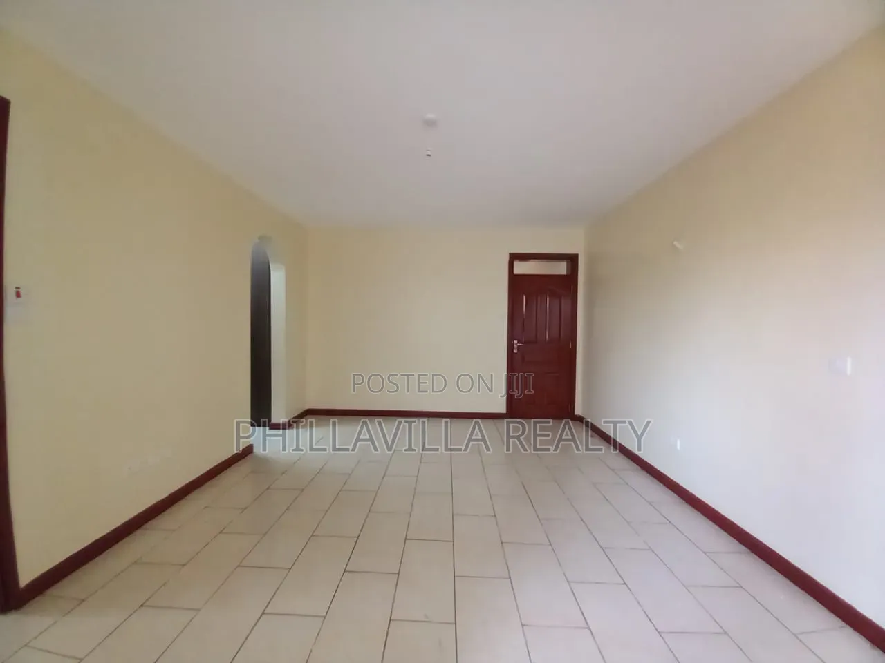 3bdrm Apartment in Raphta Road Area for rent