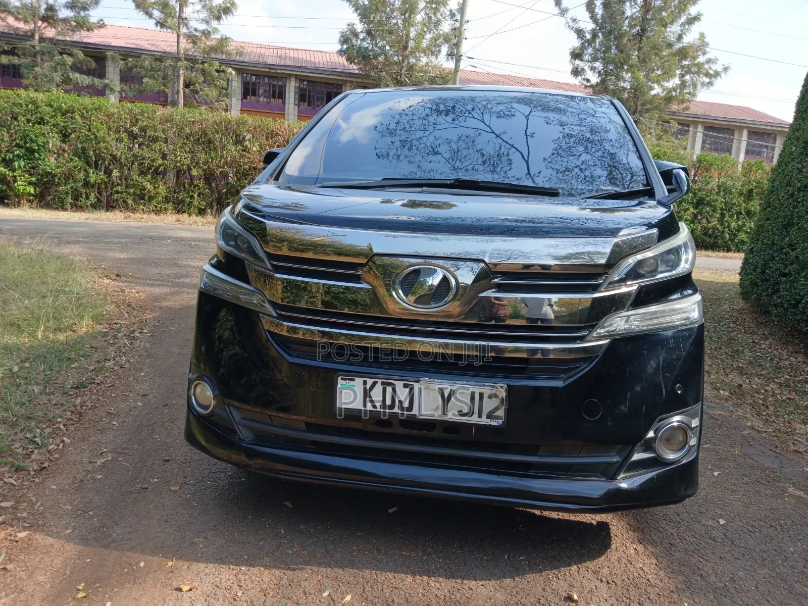 Toyota Vellfire Z 2.5 FWD 8-Seater 2015 Black