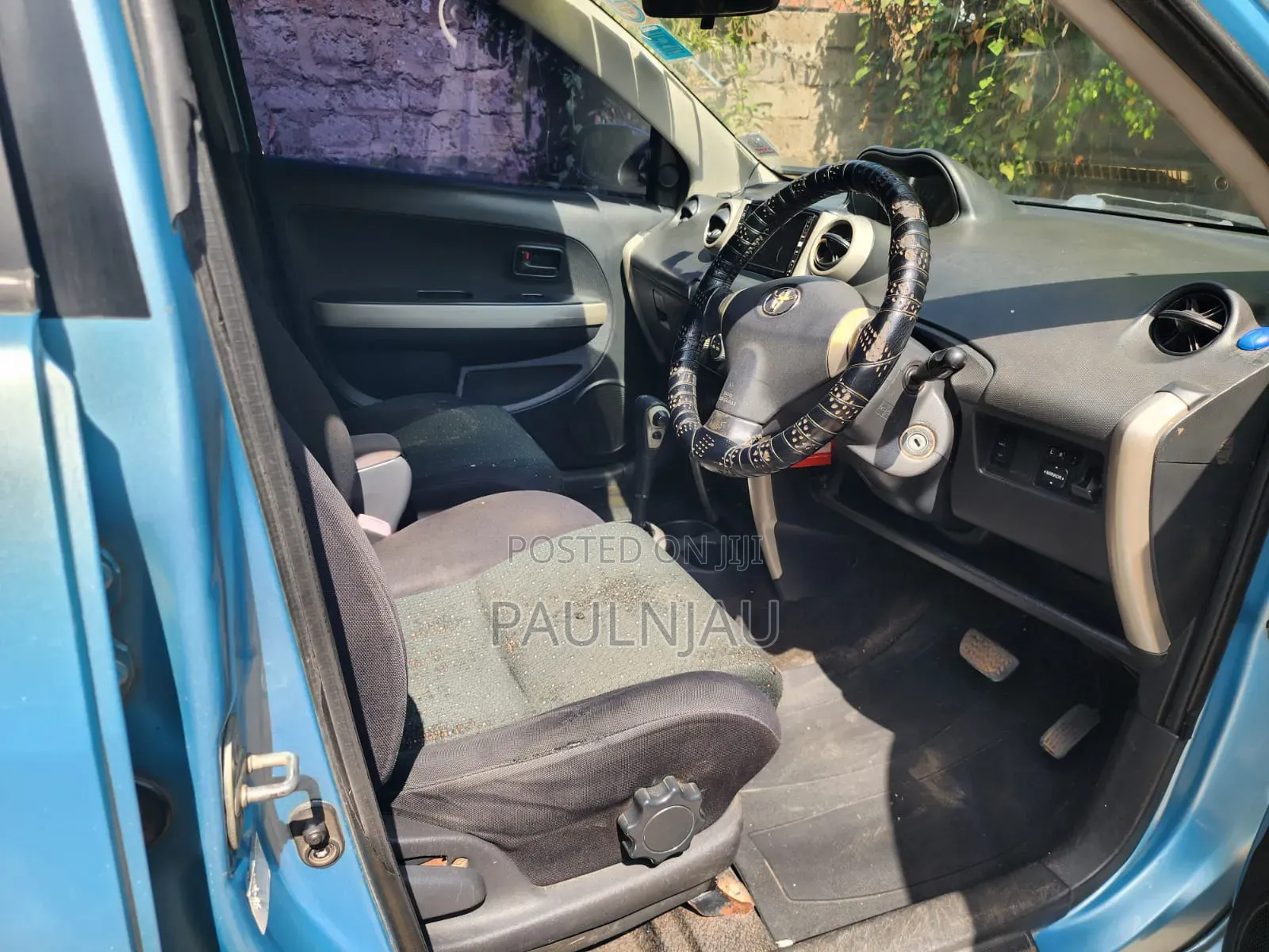 Toyota IST 2006