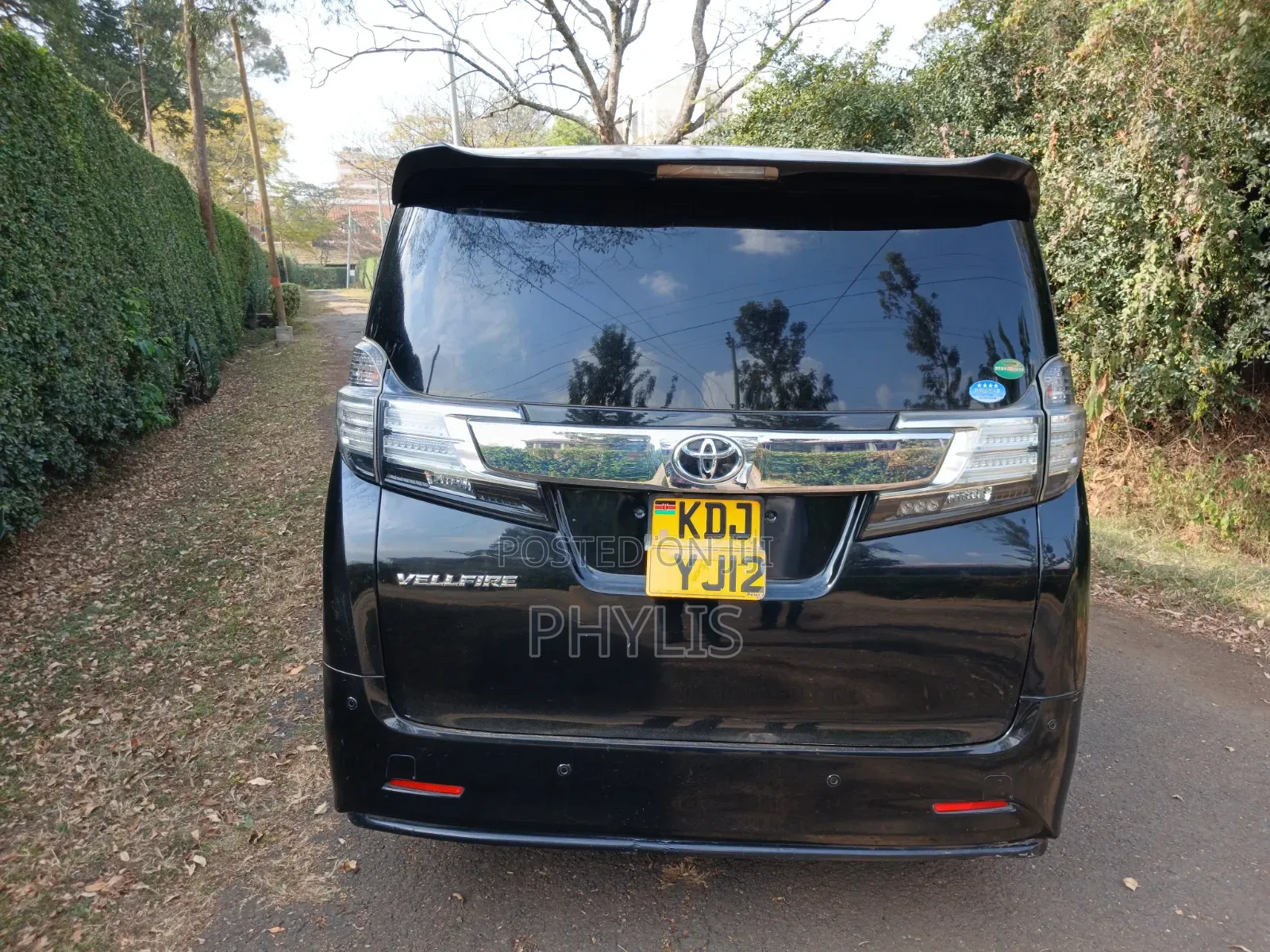 Toyota Vellfire Z 2.5 FWD 8-Seater 2015 Black