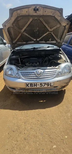 Toyota Corolla RunX 2003 Silver