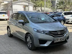 Honda Fit 2015 Silver