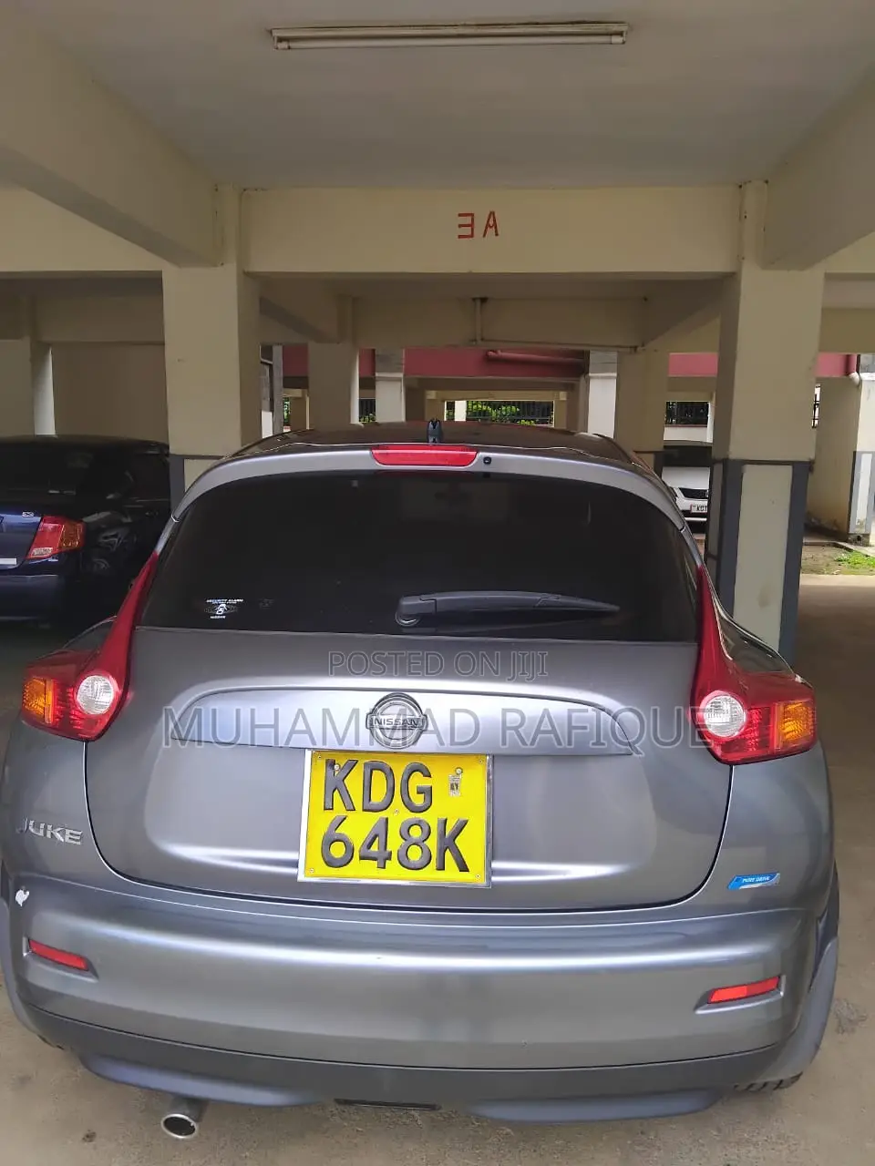Nissan Juke SL 4dr Hatchback AWD (1.6L 4cyl Turbo CVT) 2014 Gray