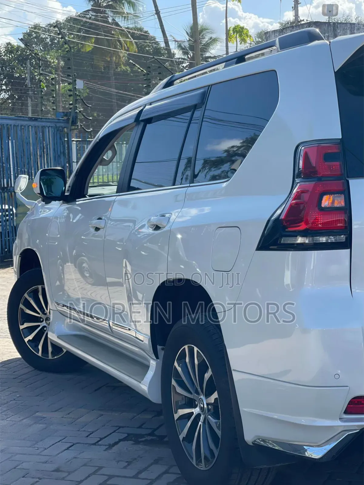 Toyota Land Cruiser Prado 2020 White