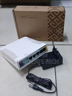 MikroTik RB951Ui-2HnD Wireless Router / Access Point for Home,